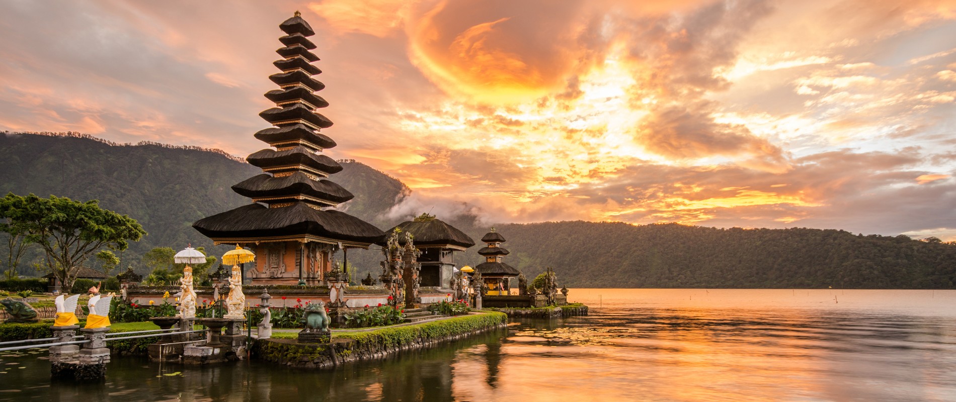 Indonesia tour packages for Pakistani