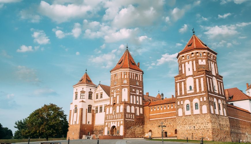 Tour packages from Pakistan, RIBTTES travels Pakistan, Global tours from Pakistan, World tours from Pakistan, Mir Castle Complex, Minsk, Belarus, Belarus Tours